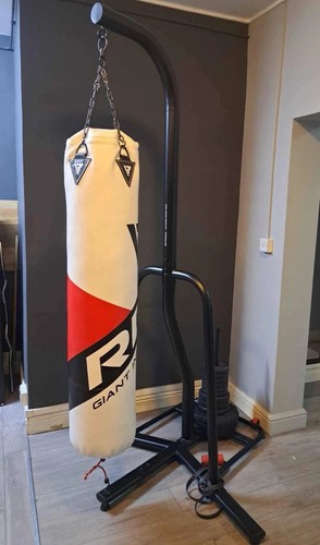 Free standing punch bag - standing,