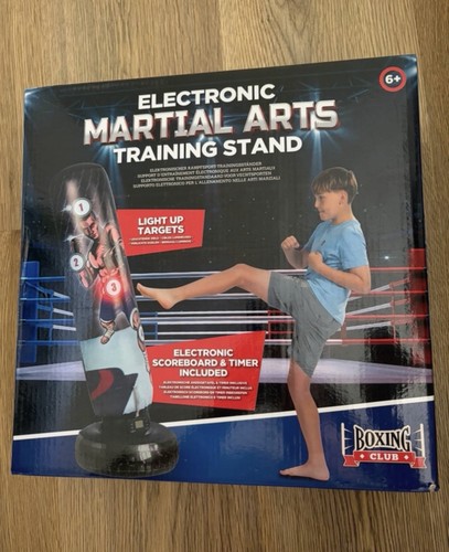 Boxing free standing punch bag - free,