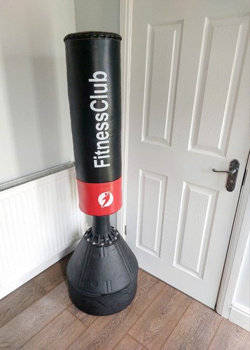 Free standing punch bag with - standing,